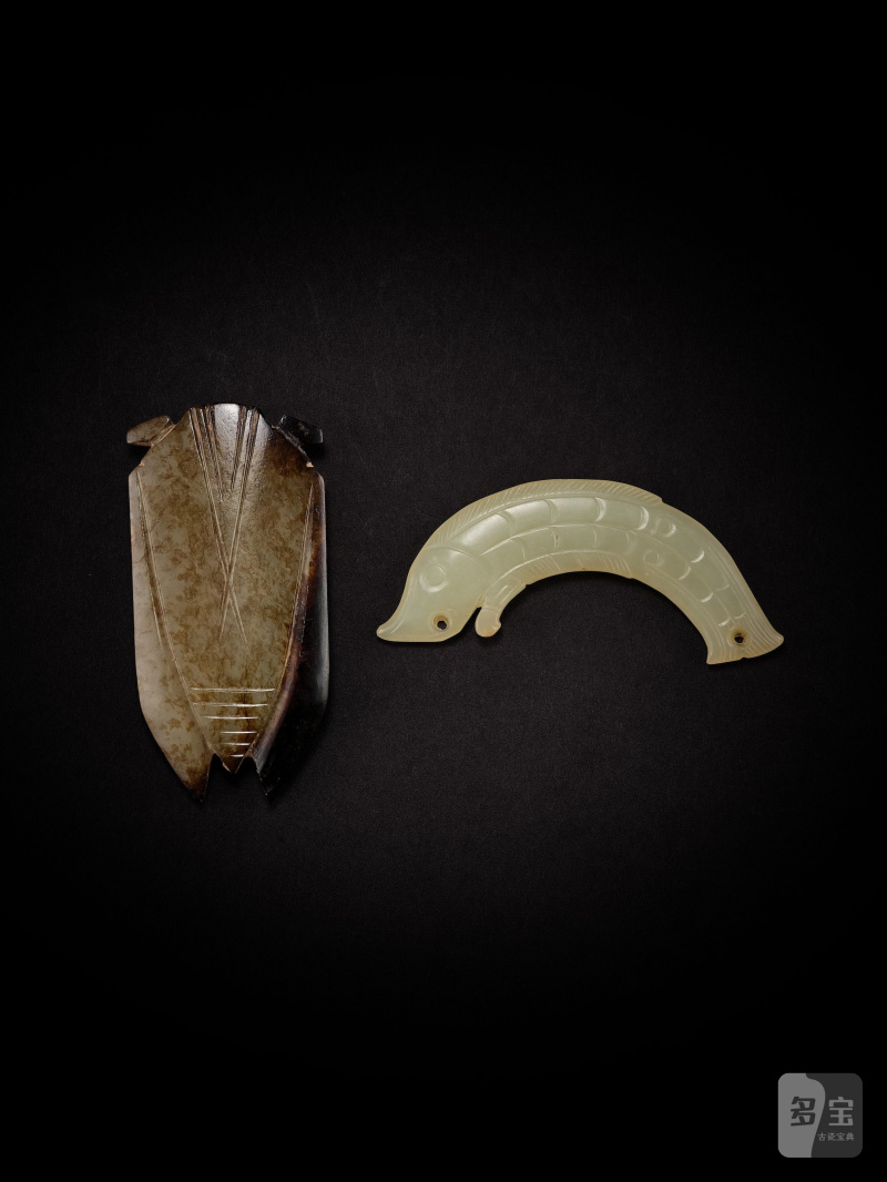 商至周　玉魚形珮 | A JADE FISH-FORM PENDANT AND A JADE CICADA - 图2